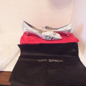 Via Spiga  silver metallic Low Heels Pumps leather Shoes 8.5 new with bag